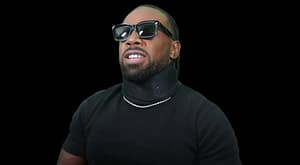 Xavier-Woods-Neck
